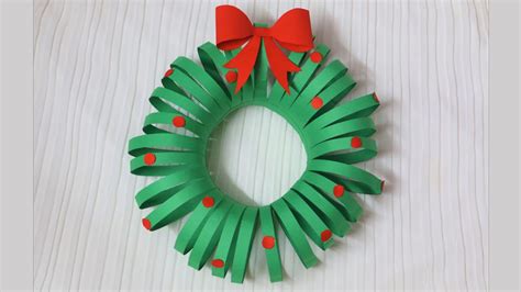 DIY Christmas Wreath – Paper Wreath - Little Crafties