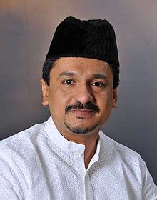 Sayyid Sadiq Ali Shihab Thangal Biography, Age, Height, Wife, Net Worth ...