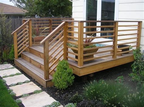 16 Deck Railing Design Ideas That Prioritize Safety without Sacrificing Style