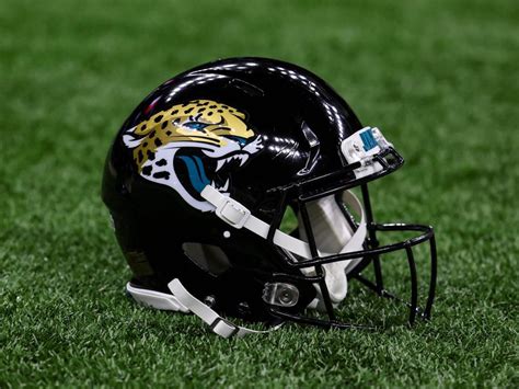 A Jacksonville Jaguars employee stole $22 million from the team to buy ...