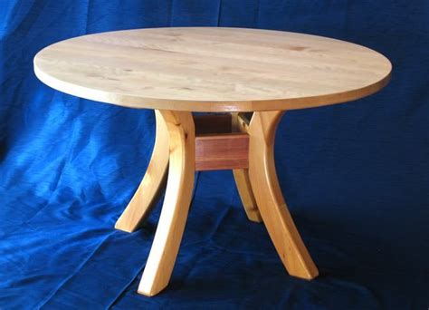 Building a round dining table | Unique round dining table, Wood table diy, Round dining table