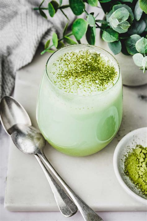 Homemade Matcha tea Latte - Easy & Heatlhy Recipe