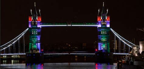 Tower Bridge gets a new cloak of LEDs for the Queen’s Jubilee – wirefresh