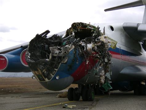 Ground collision of two Ilyushin II-76MD in Makhachkala: 4 killed ...