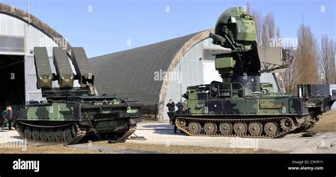 Self-propelled tactical air defence missile system 2K12 - KUB (NATO ...