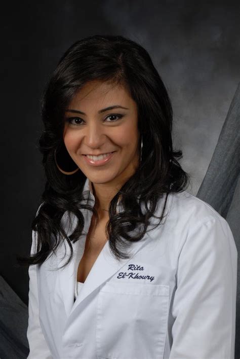 Dr. Rita El-Khoury - Laval, QC - Podiatrist Reviews & Ratings - RateMDs