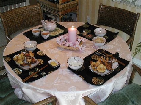 Japanese dinner saved from MeandMyCaptain Japanese Dinner, Tablescapes ...