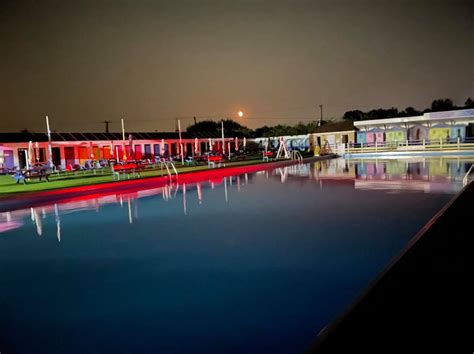 Bathurst Pool - Home | Facebook