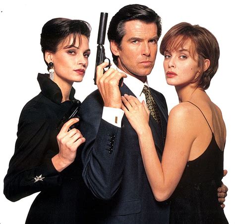 Famke Janssen, Pierce Brosnan and Izabella Scorupco (Goldeneye - 1995) James Bond Girls, James ...