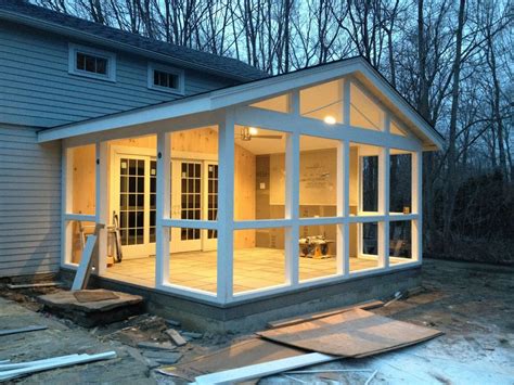 Modern Farmhouse Sunroom, Farmhouse Porch Decor, Farmhouse Style, Cozy Farmhouse, Farmhouse ...