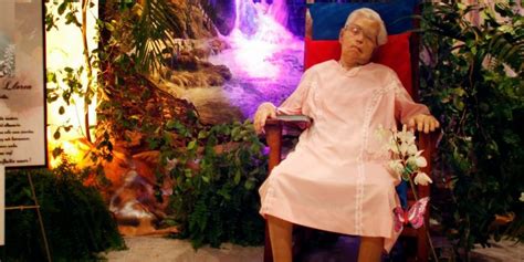 10 Bizarre Funeral Customs From Around The World