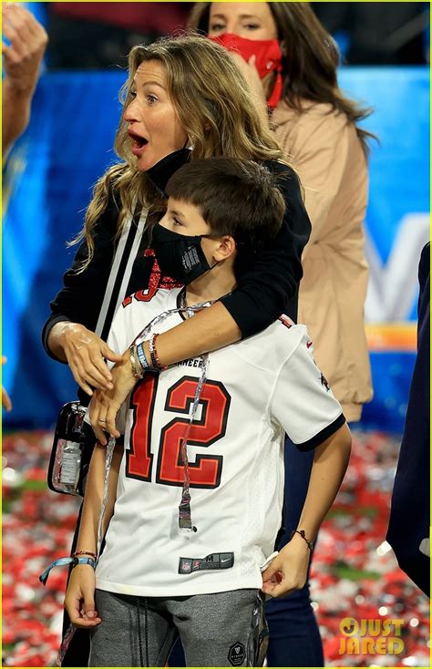 Watch the Adorable Moment Tom Brady Sees His Kids After Winning Super Bowl 2021!: Photo 4523391 ...