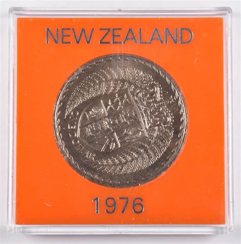 1976 New Zealand 1 Dollar | Property Room