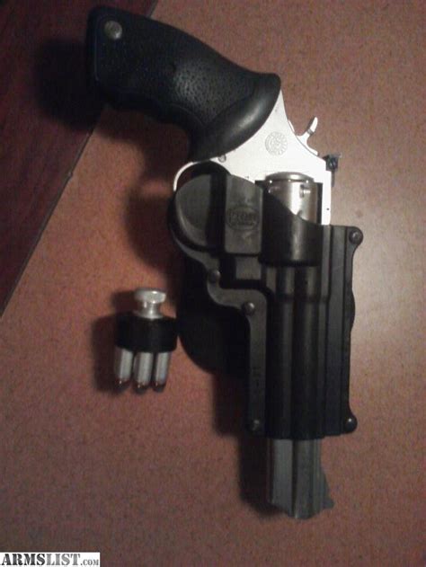 ARMSLIST - For Sale: Taurus 357 magnum w/ holster and speed loader.