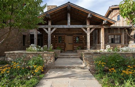 20 Embracing Rustic Entrance Designs You Wouldn't Be Able To Resist