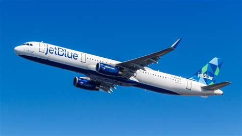 JetBlue Airbus A321 Tips Back At New York's JFK Airport