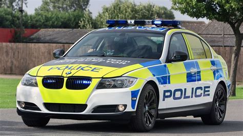 UK Criminals Delight: New BMW Police Cars Unveiled