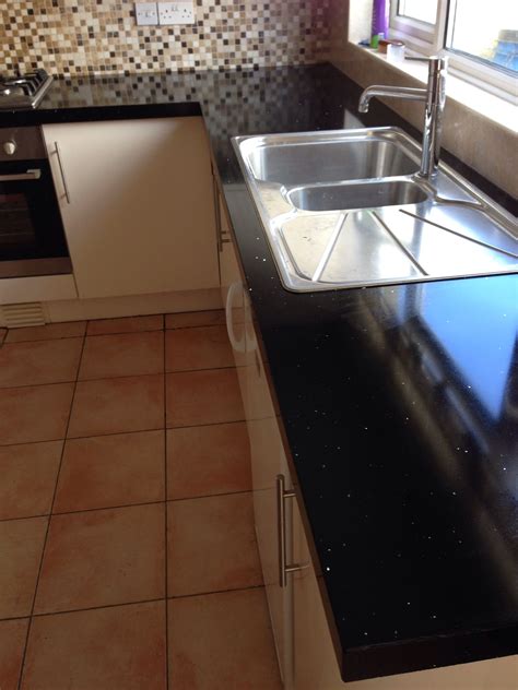 Quartz Counter Overlay / Although quartz installation is definitely a job best done with a ...