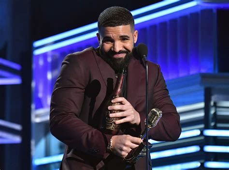 Drake Dedicates His Billboard Awards Win to Arya Stark, Because Duh - E ...