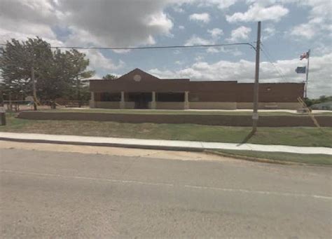 File:Elmore City Municipal Court (City Courthouse) in Garvin County ...