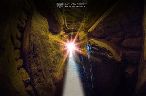 Newgrange solstice illumination | Insight, Ireland