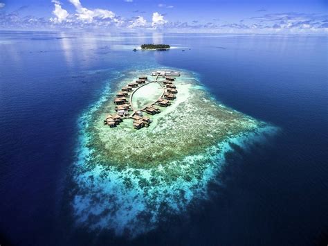 Dive into Five Shades of Blue in the Maldives with Accor