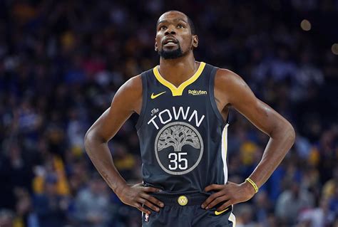 Q&A: Warriors’ Kevin Durant opens up about media, hecklers, shot struggles