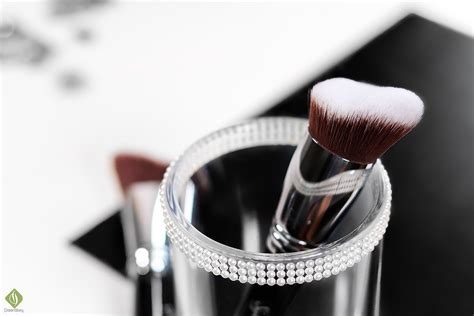 Sigma Dimensional Makeup Brushes | 4DHD Makeup Brush, Worth It?