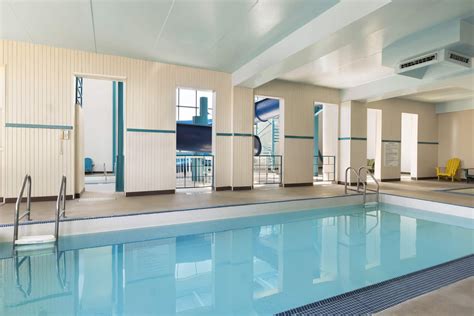 Travelodge by Wyndham Edmonton West | Edmonton, AB Hotels