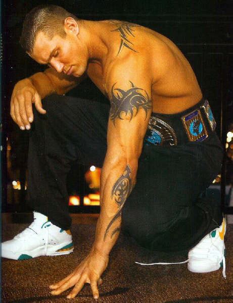 WWE\TNA WRESLER PIX: skull tattoos randy orton