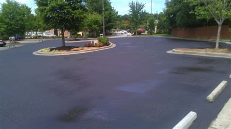 Parking Lot Sealing Alpharetta - Wildcat Striping, Sealing and Paving