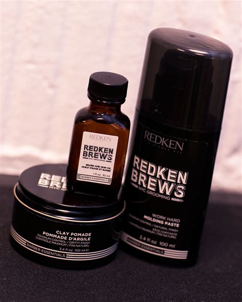 Redken Brews Clay Pomade - Pomadă pe bază de argilă - 100ml