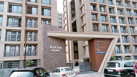 Employees to relocate to Surat as Kiran Gems shift base from Mumbai ...