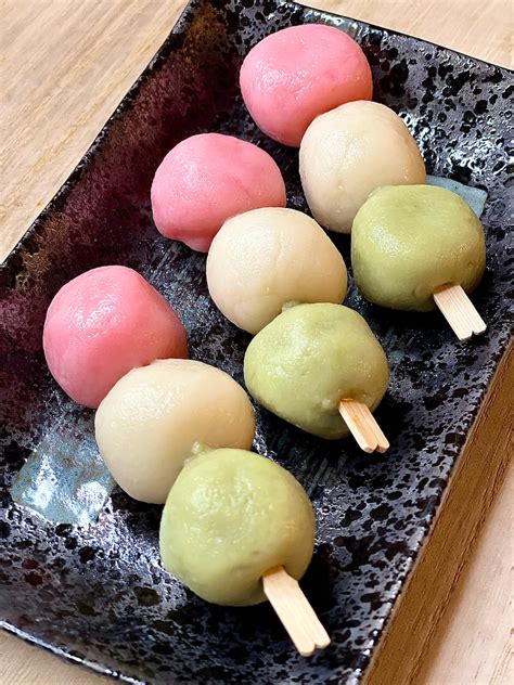 Hanami Dango - Jasmine and Tea