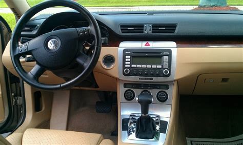 2007 Volkswagen Passat - Interior Pictures - CarGurus