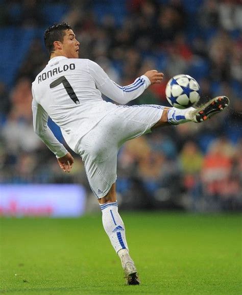 Cristiano Ronaldo "CR7" Mad Skills | I