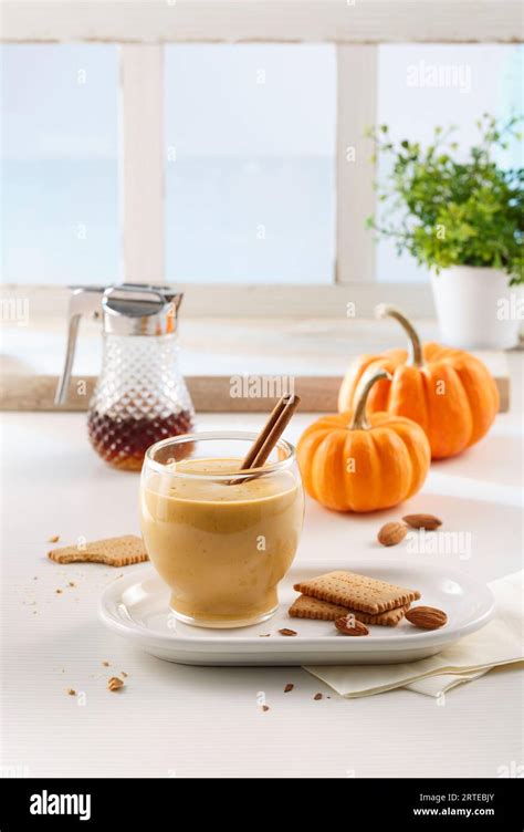 Pumpkin Spice Latte Stock Photo - Alamy