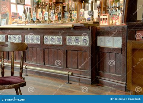 Traditional British Pub Interior Editorial Stock Image - Image of pinball, britsh: 135439769