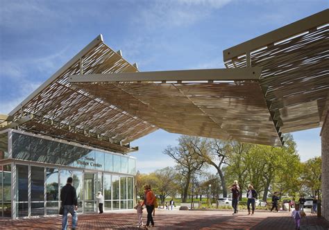 Public Sidewalk Pathway Shelter | NanaWall