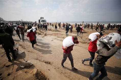 Food aid reaches north Gaza for first time in weeks. Israeli hostages ...