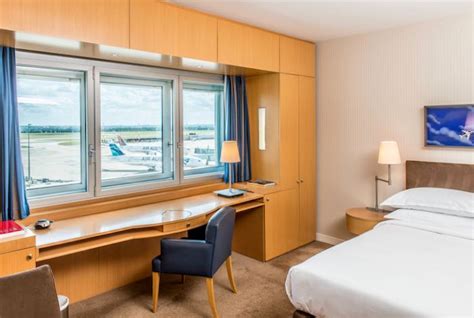 11 BEST HOTELS at Paris Airport CDG - Near Terminal