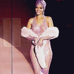 Rihanna swarovski gif | Dresses Images 2022