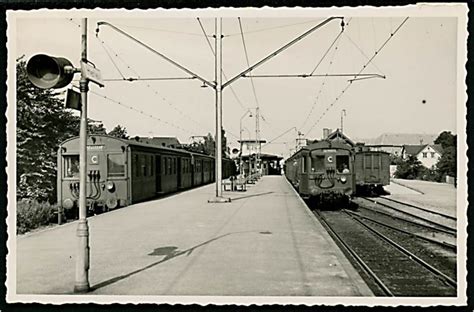 Herlev station og to S tog fra linie "C" Fotografi anvendt som