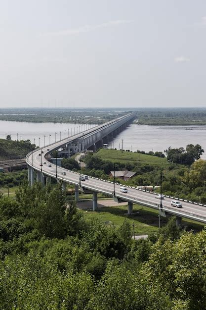 Premium Photo | Amur Bridge in the city of Khabarovsk Khabarovsk Bridge ...