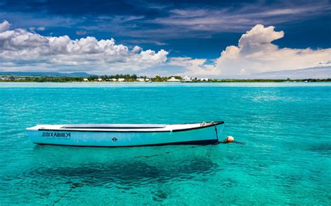 Wallpaper : boat, sea, bay, water, shore, vehicle, clouds, beach ...