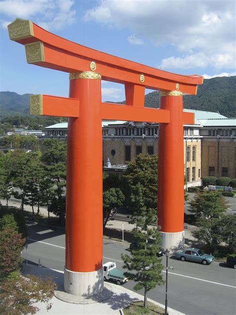 Heian Shrine Torii Gate - Kyoto Largest Torii gate in Japan | Kyoto japan, Japan travel, Asian ...