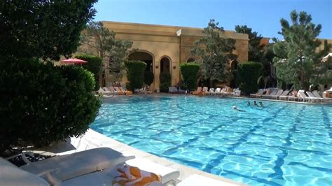 Wynn Resort Las Vegas Pool Walkthrough - July 2016 - YouTube