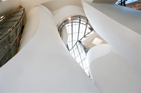 Frank Gehry · Guggenheim Museum Bilbao · Divisare