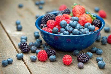 5 Reasons Why You Should Eat More Berries | Diet Sage