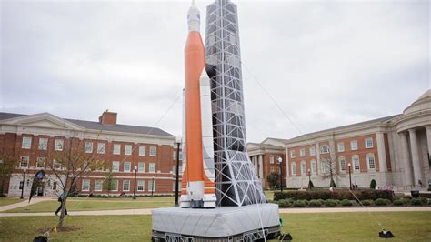 NASA Visits Campus and Connects with Students – University of Alabama News | The University of ...